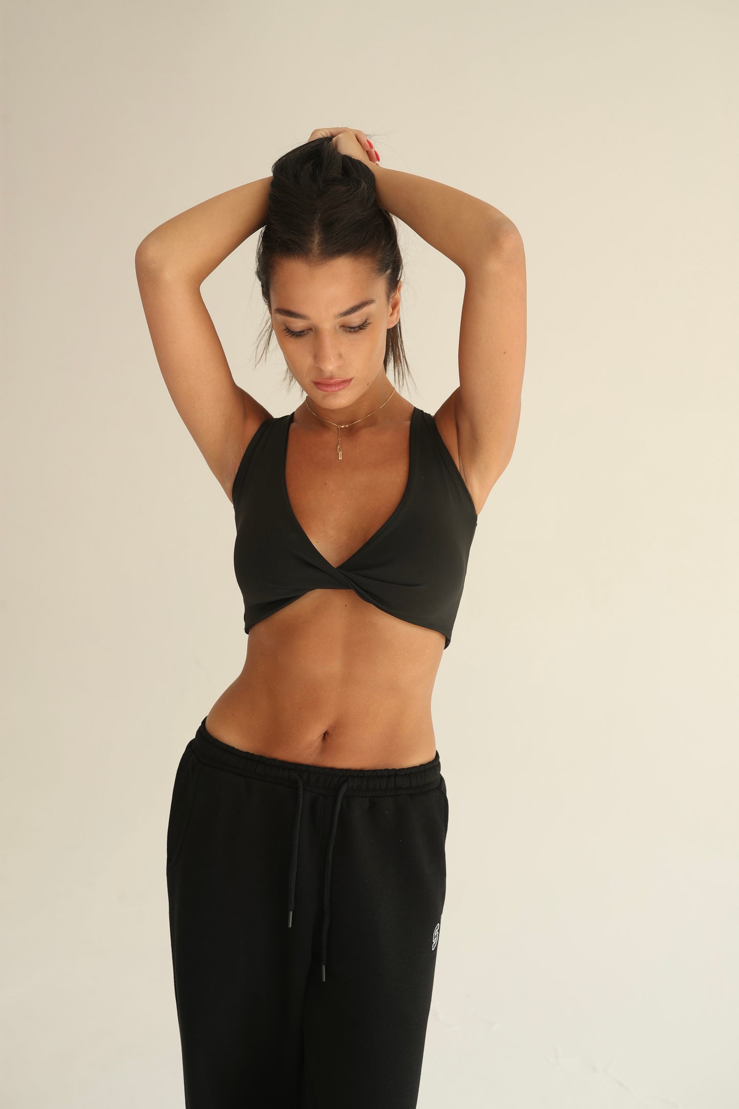 Black twisted top