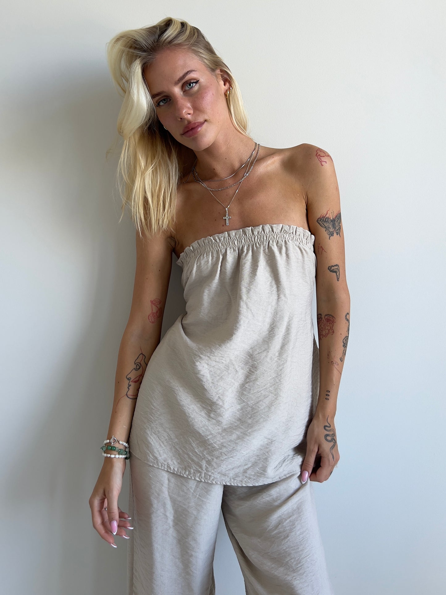 Creamy linen strapless tube top