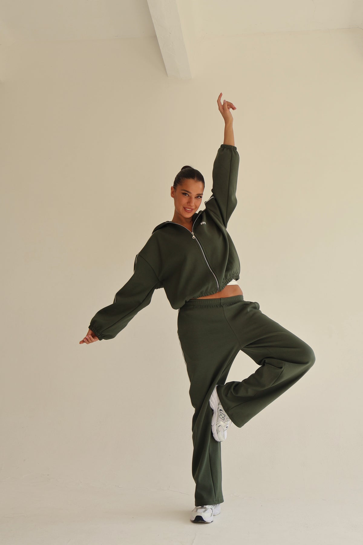 Khaki line track zip-up hoodie