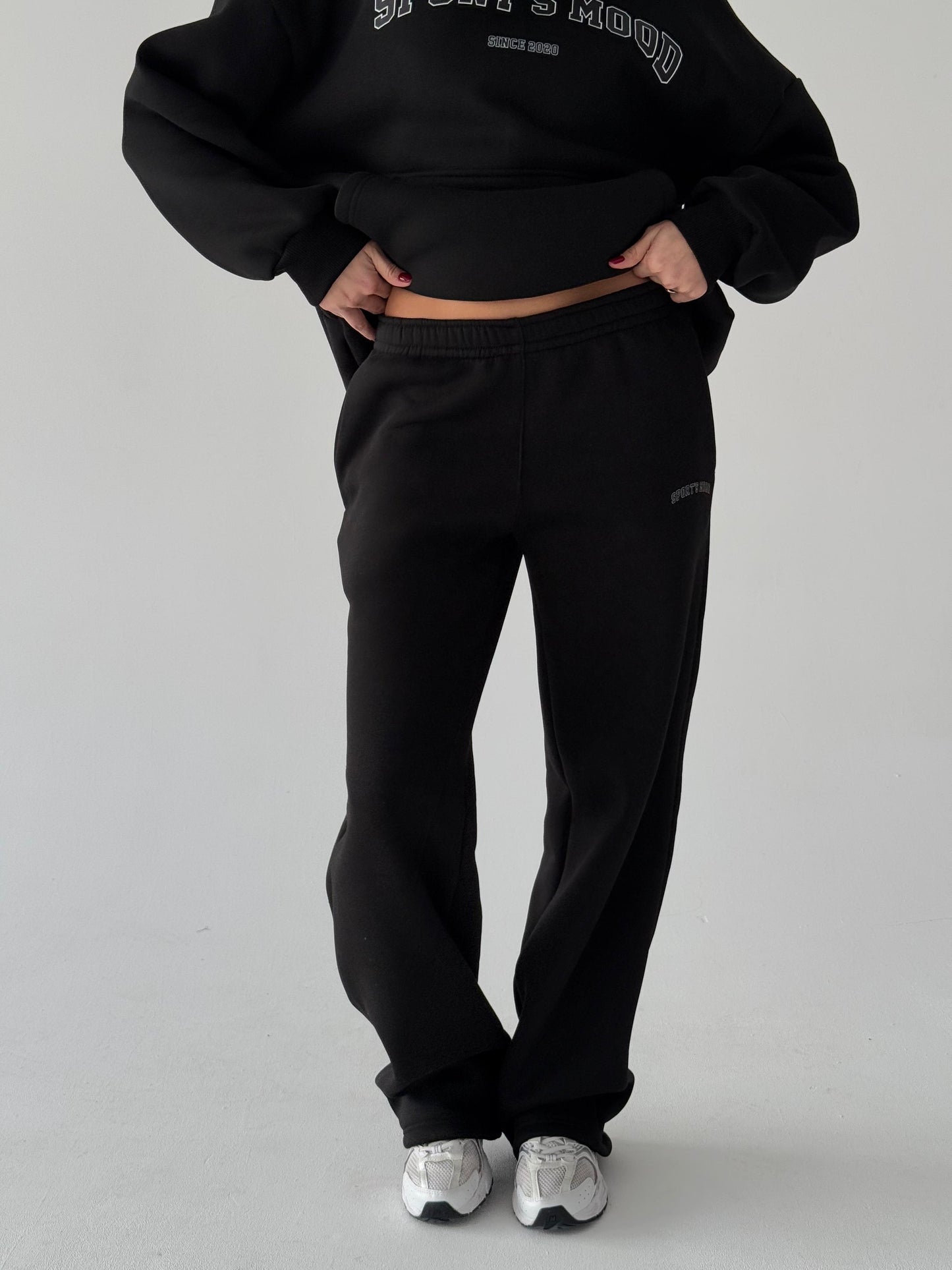 Black warm straight sweatpants
