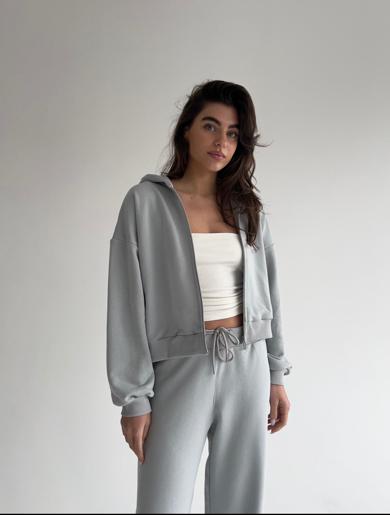 Ghost,short zip-up hoodie