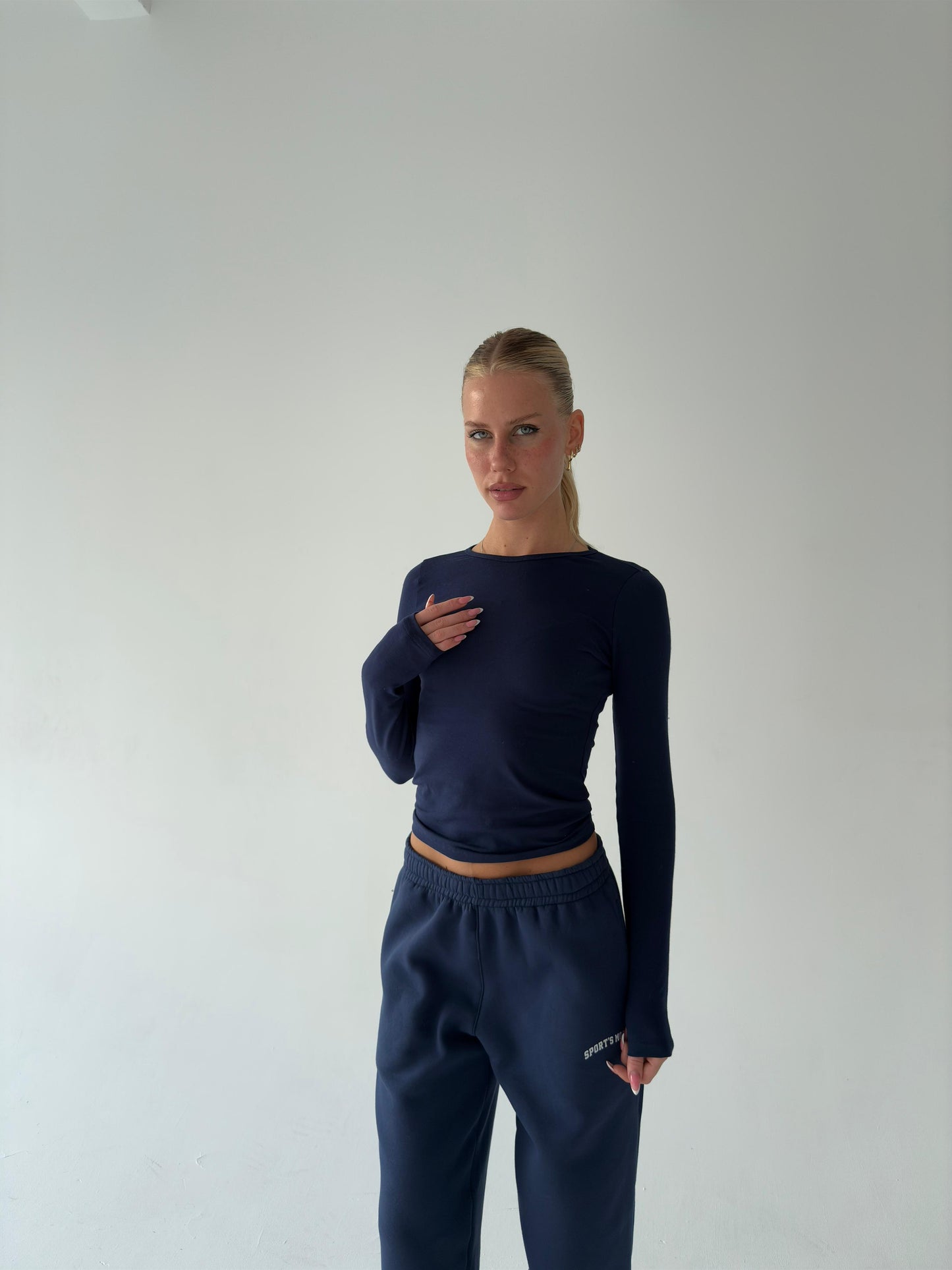 Navy blue basic top, long sleeve