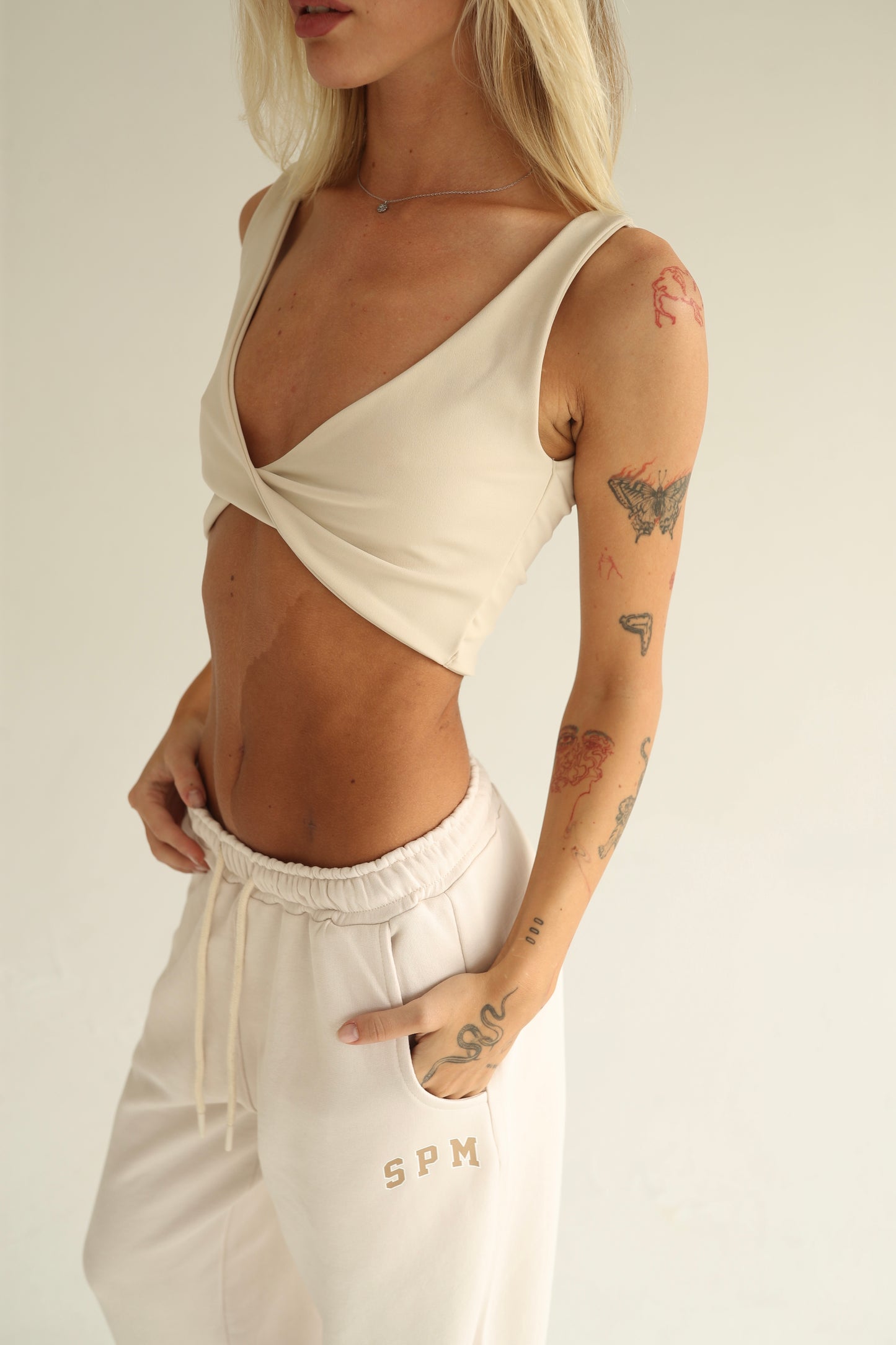 Vanilla cream twisted top