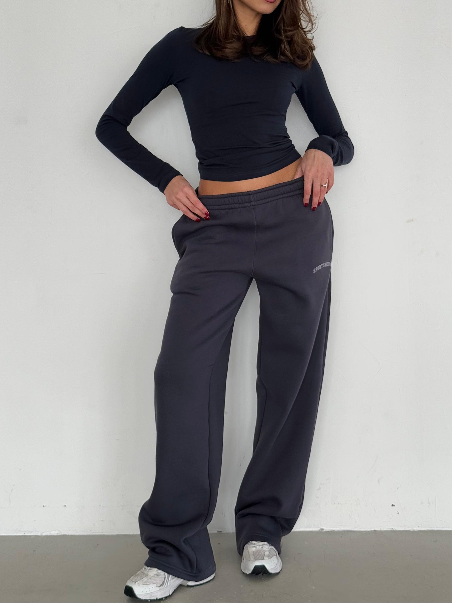 Dark gray basic top, long sleeve