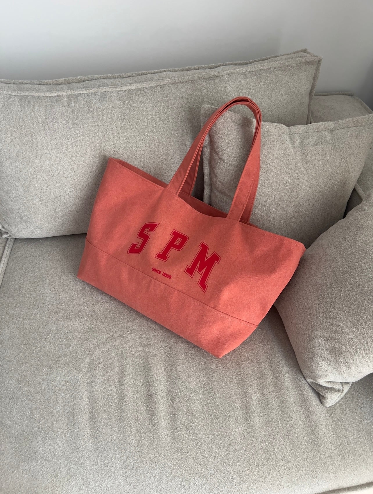 Strawberry tote bag