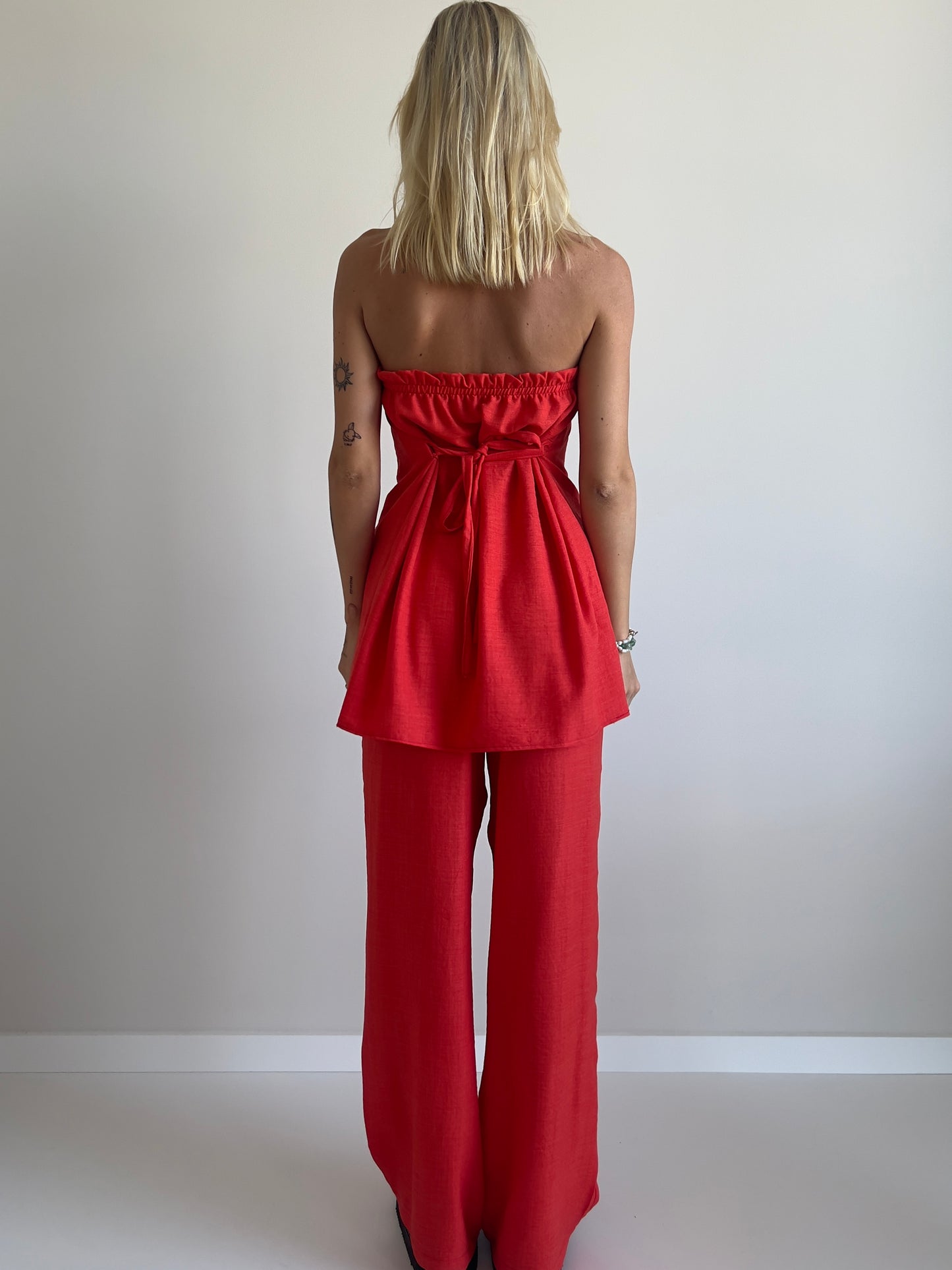 Red linen strapless tube top