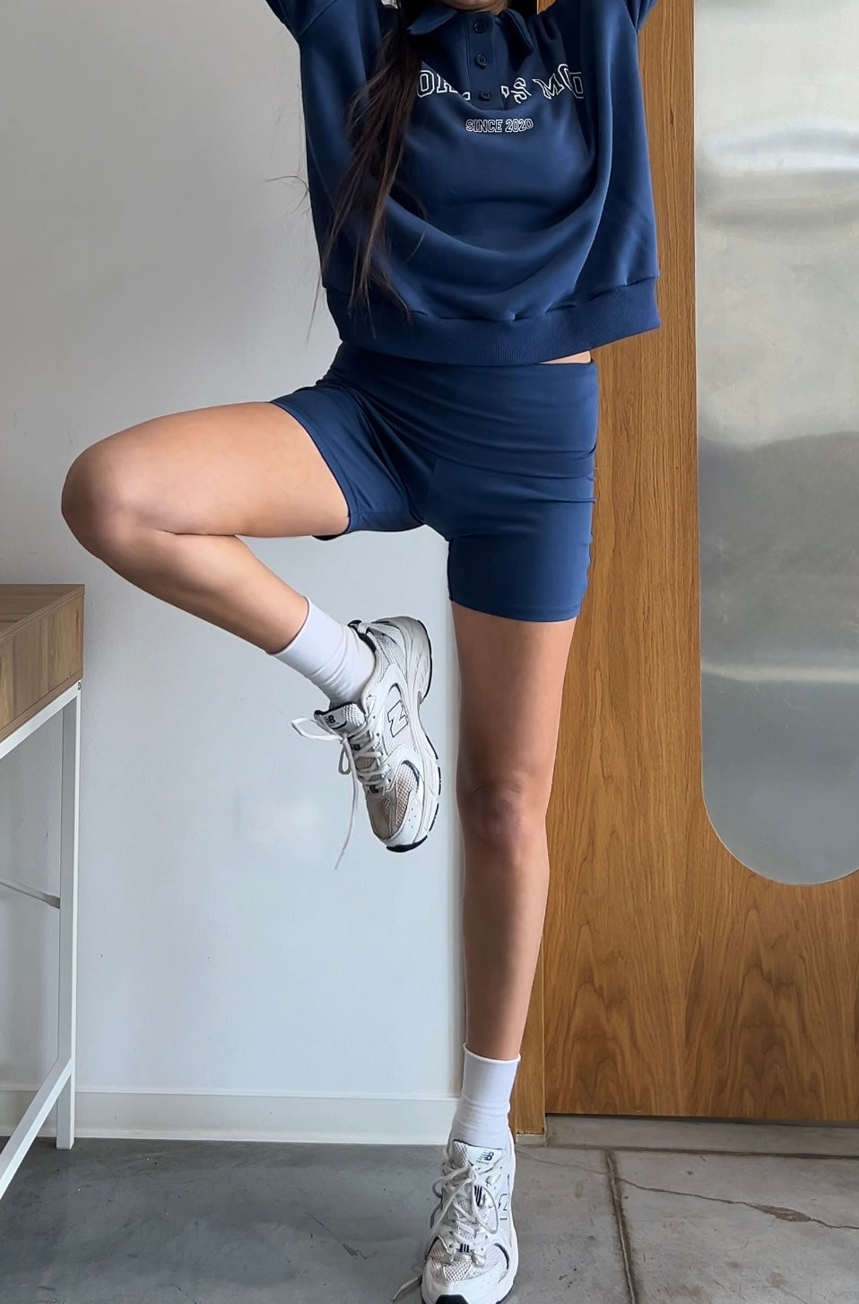 Midnight blue waist folded shorts