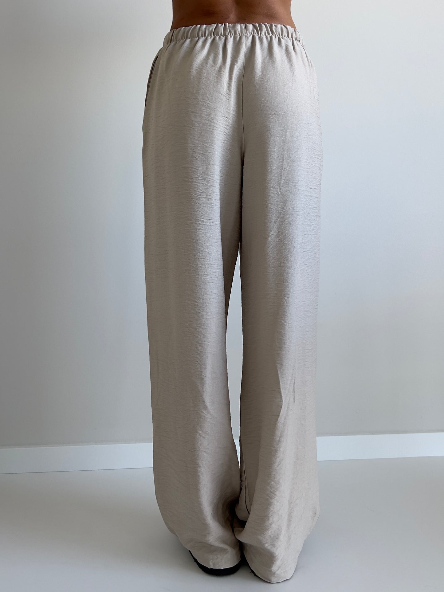 Creamy linen lounge pants