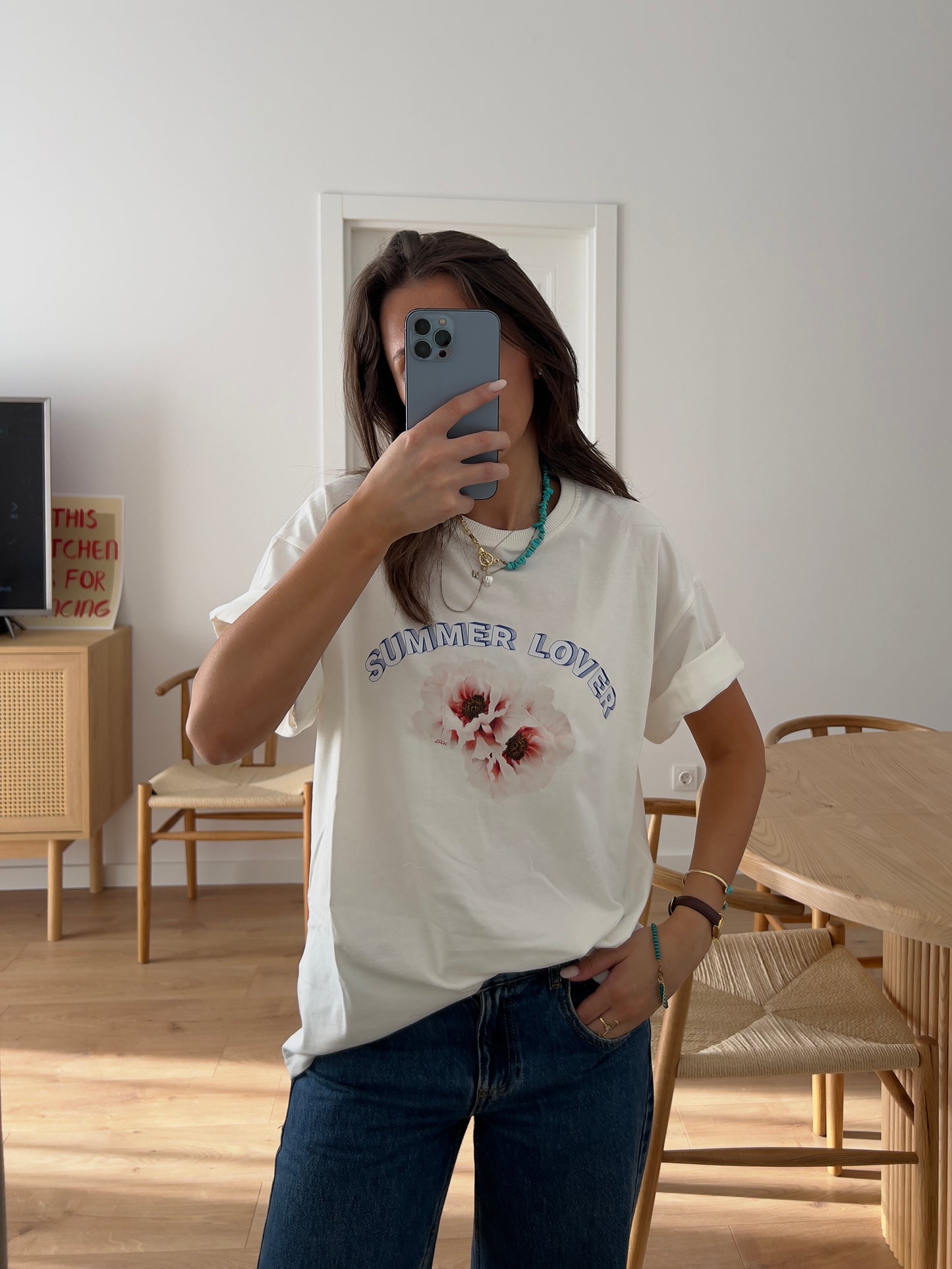 White oversize t-shirt