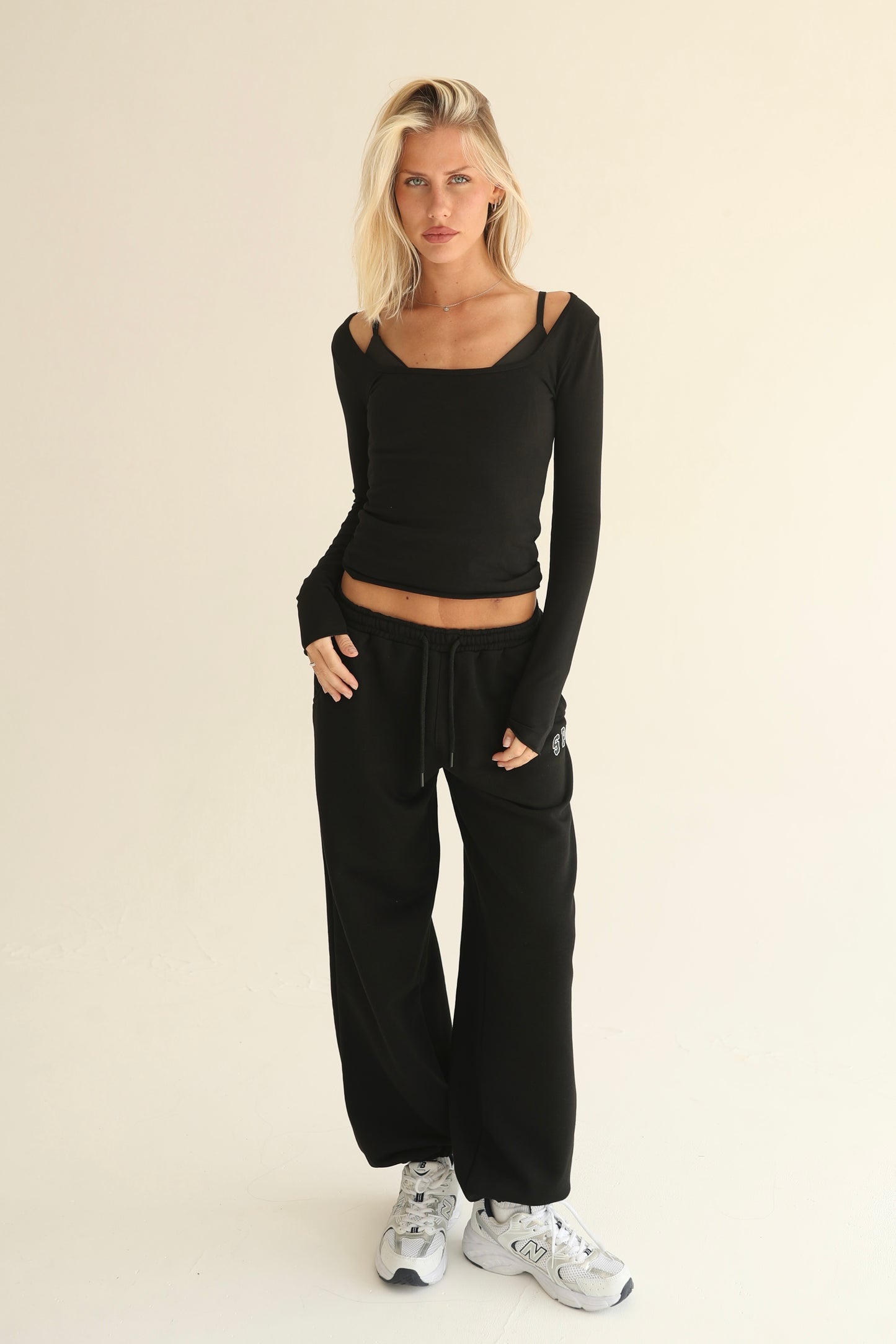 Black sweatshirts with rubber bottom