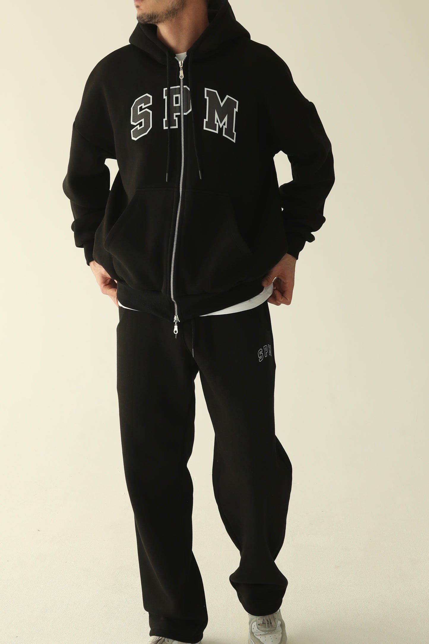 Men's Black warm oversize zip-up hoodie