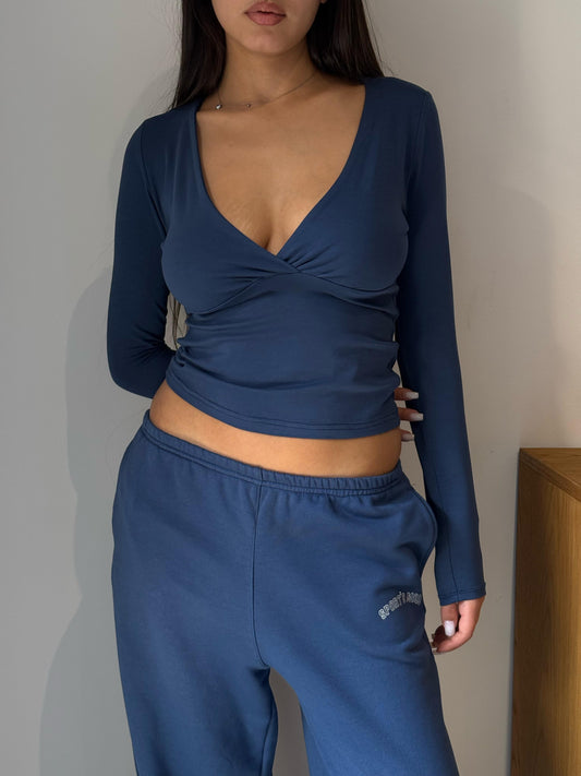 Midnight blue V crossed top