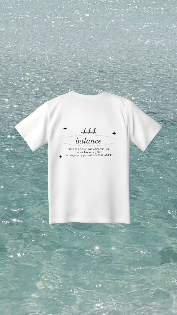 Oversize t-shirt • Balance • 444