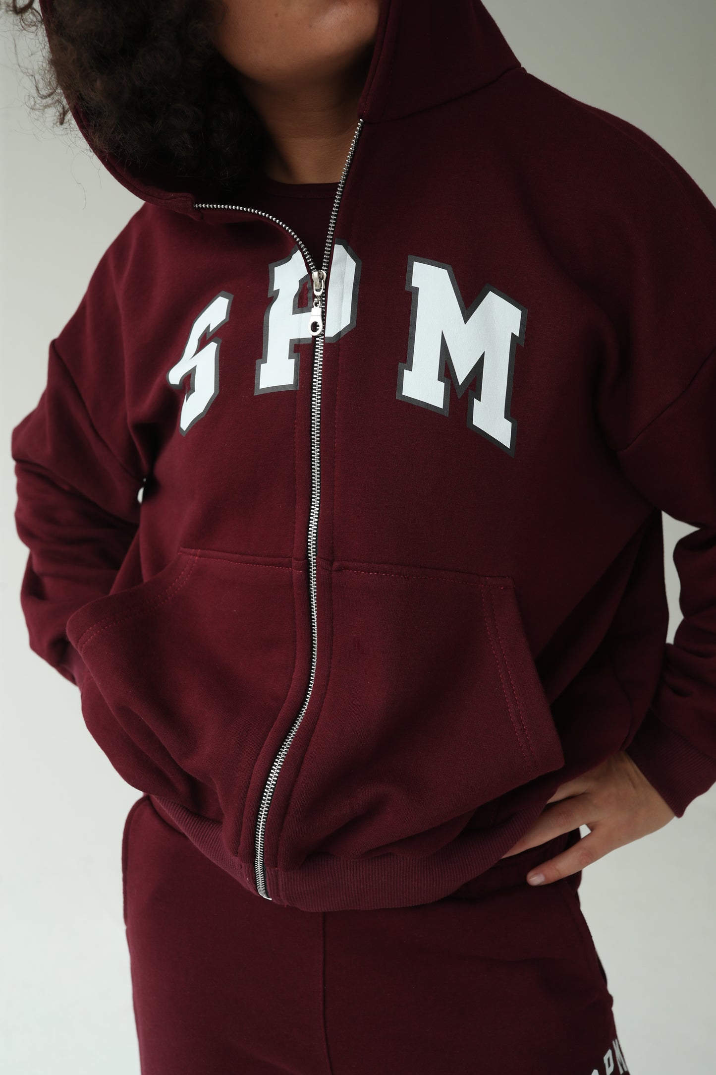 შინდისფერი ოვერსაიზ ჟაკეტი