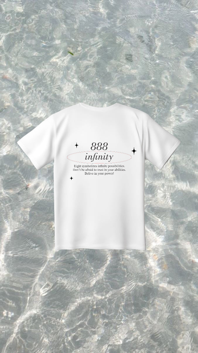 Oversize t-shirt • Infinity • 888