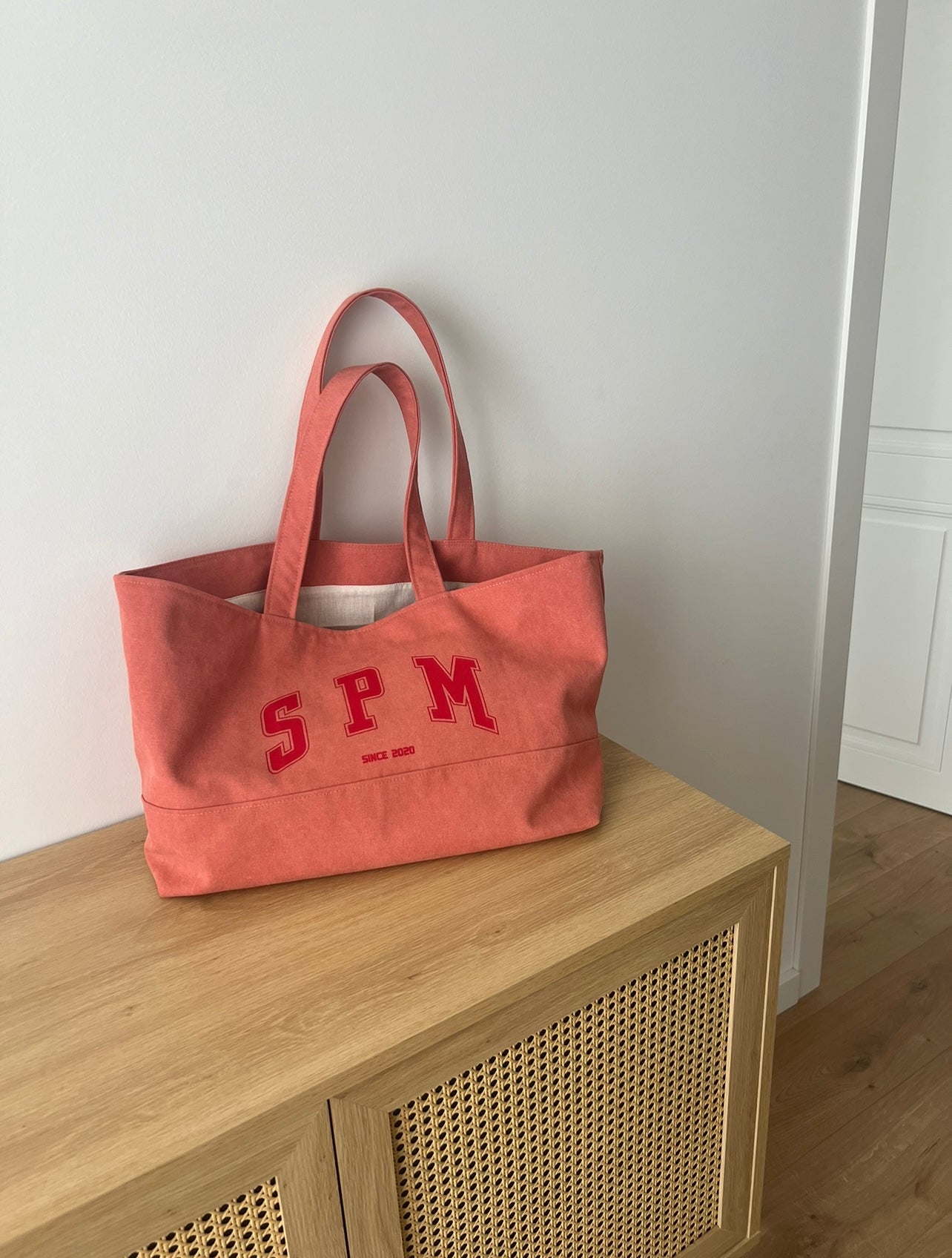 Strawberry tote bag