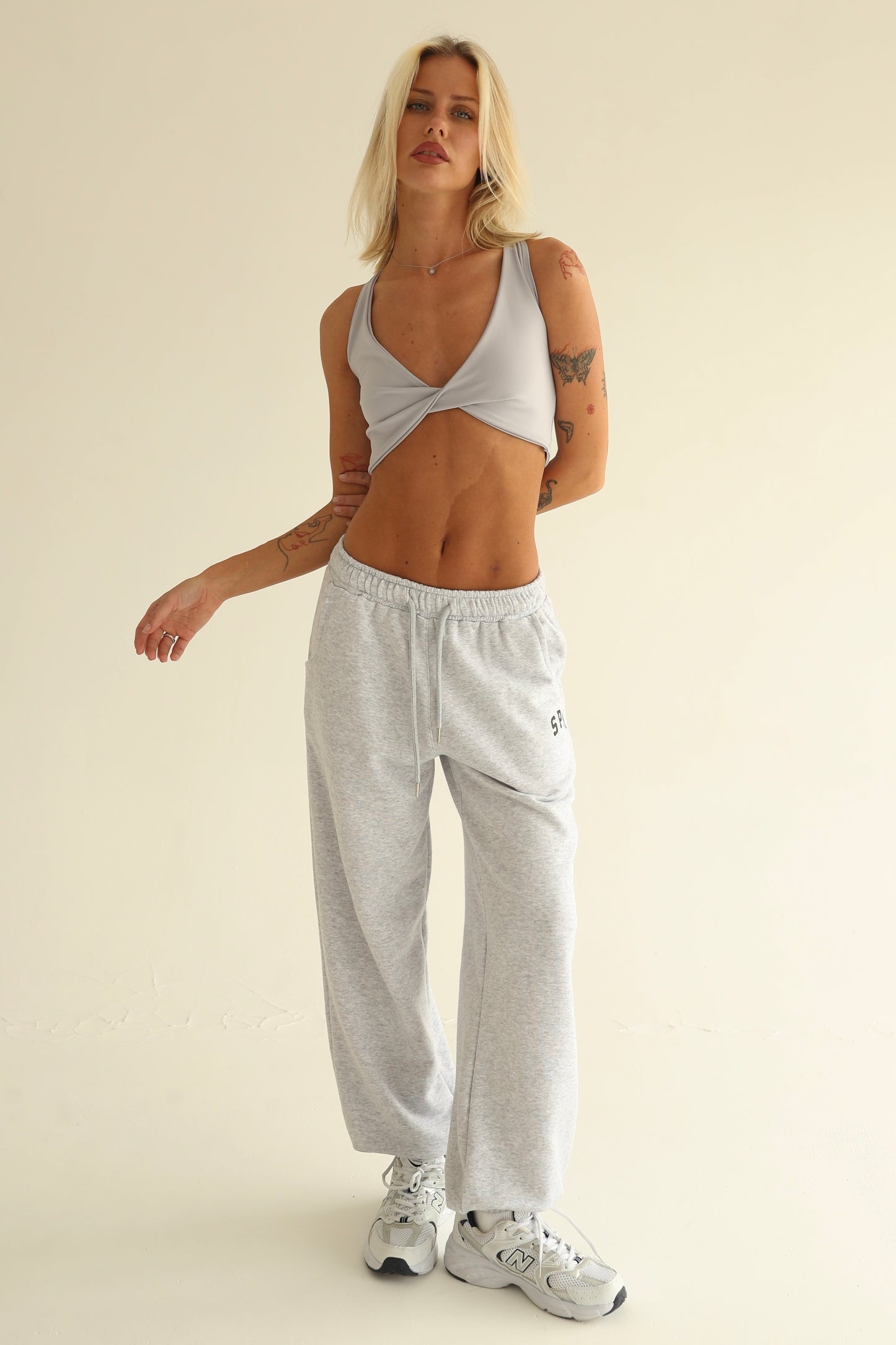 Melange gray sweatpants with rubber bottom