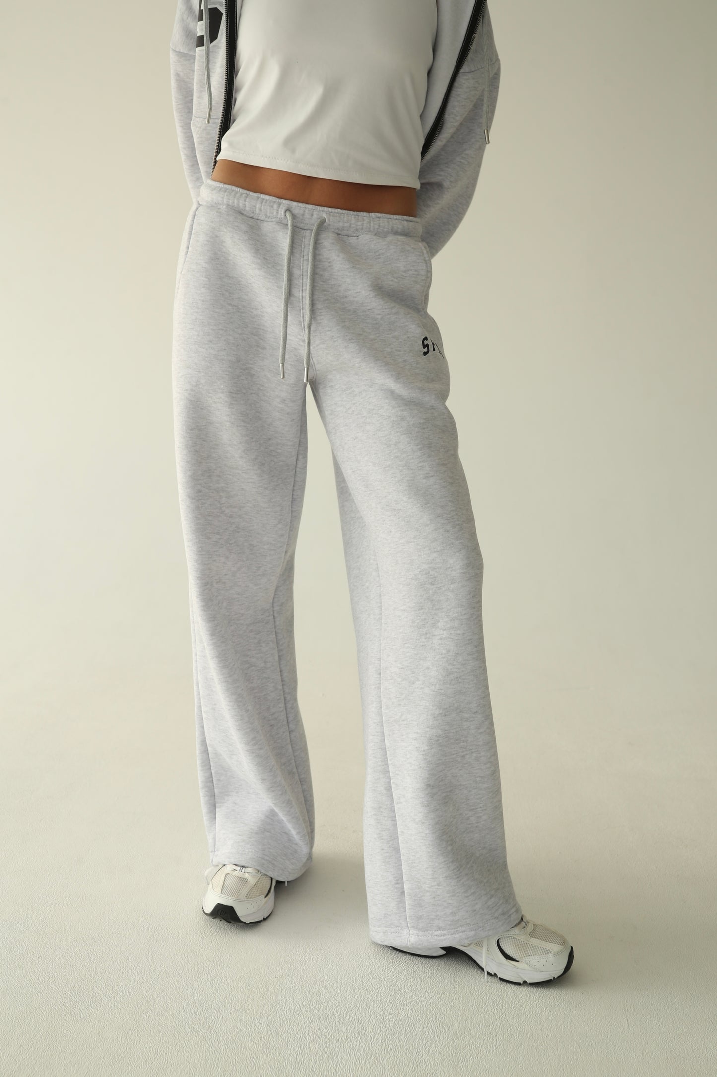 Melange gray warm straight sweatpants