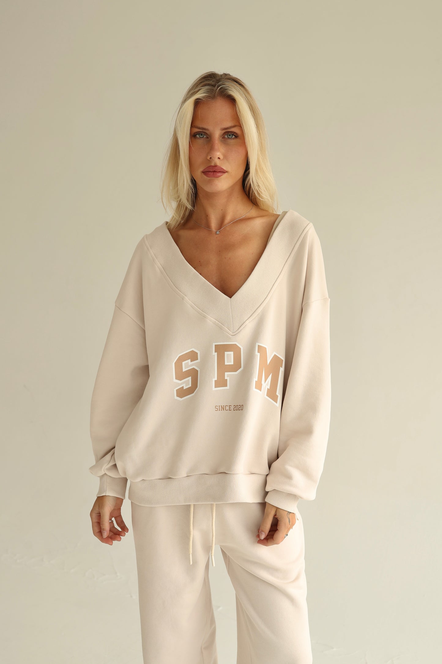 Vanilla cream V neck sweatshirt