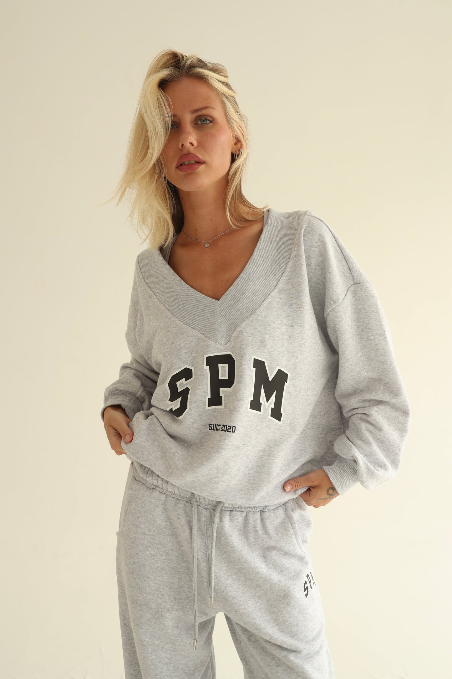 Melange gray V neck sweatshirt