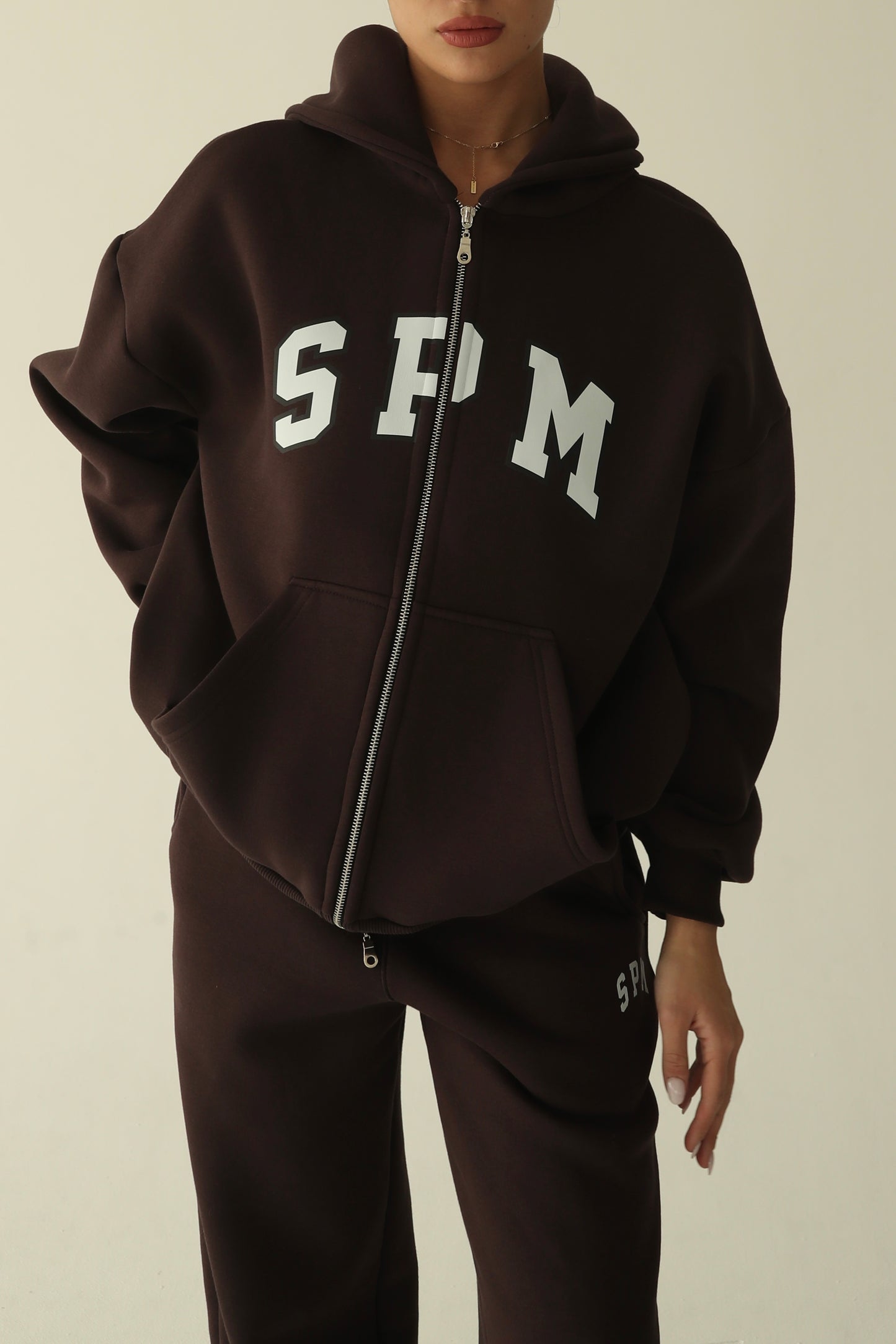 ყავისფერი დათბილული ჟაკეტი