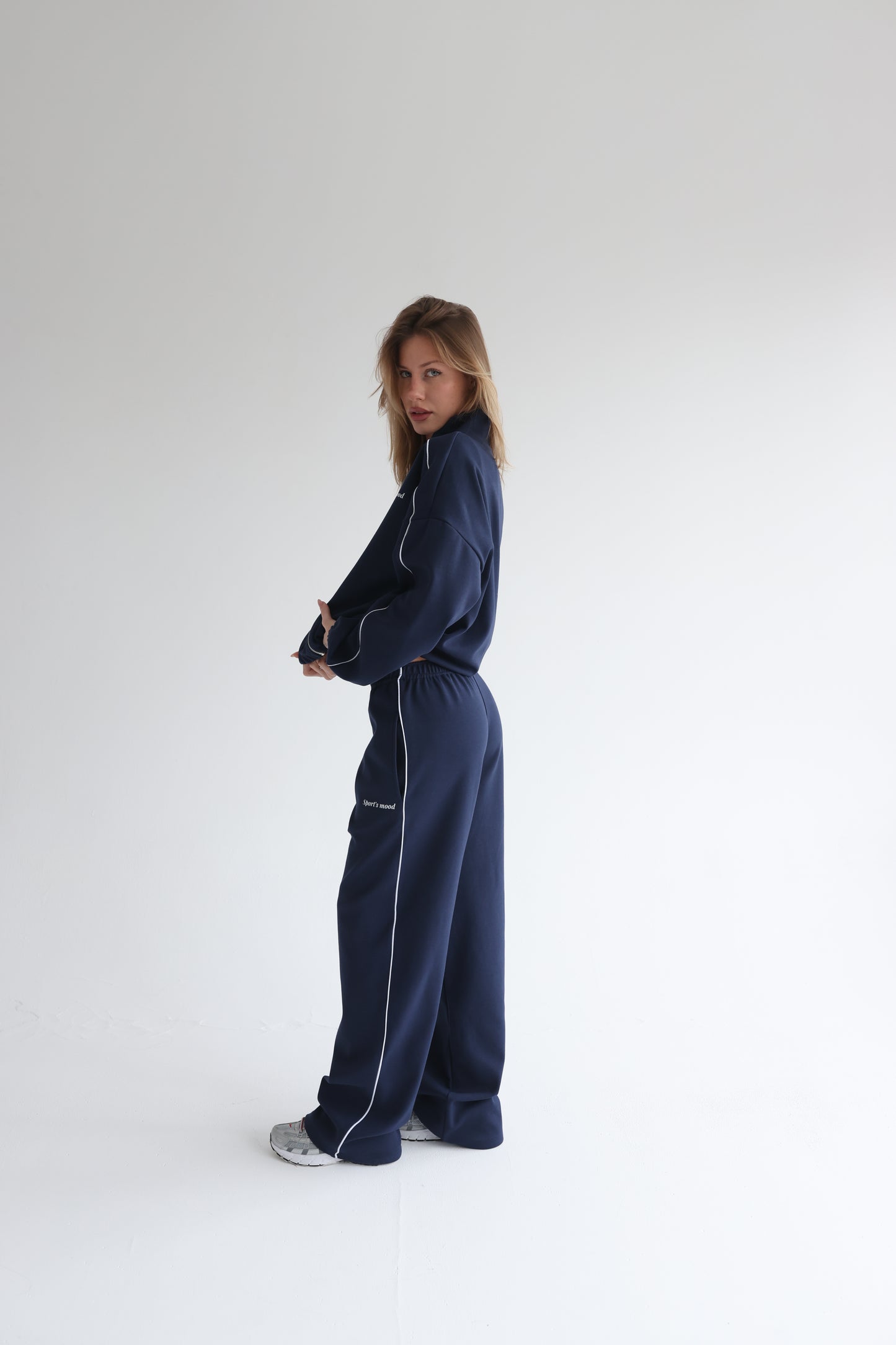 Navy blue straight line track sweatpants