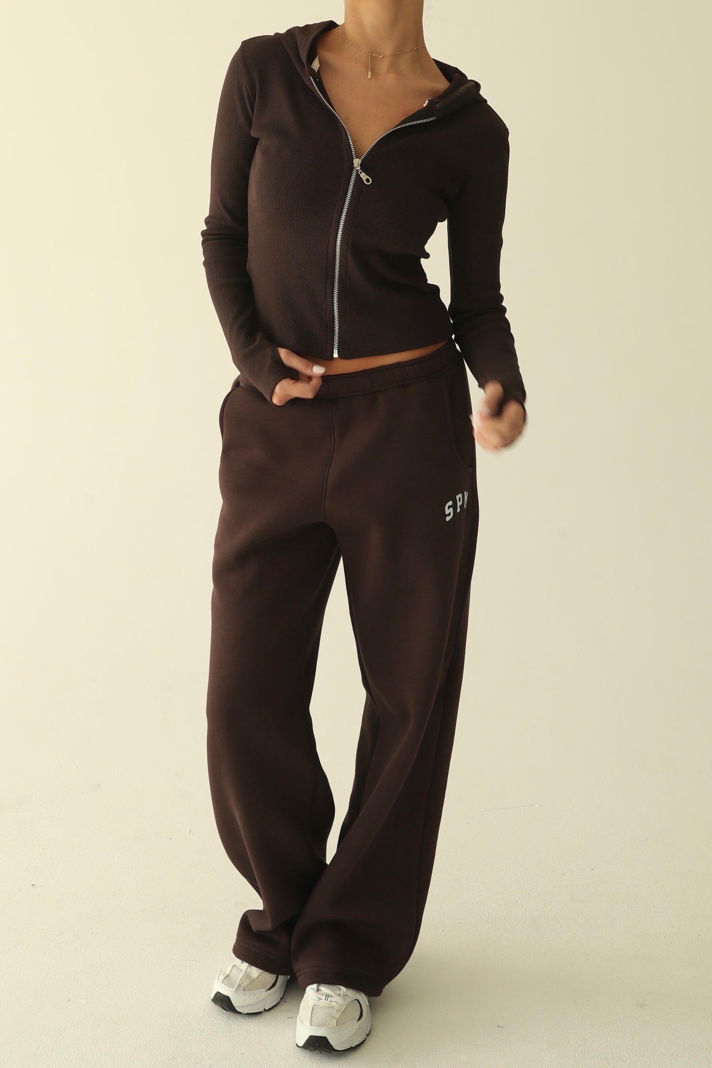 ყავისფერი დათბილული სწორი შარვალი