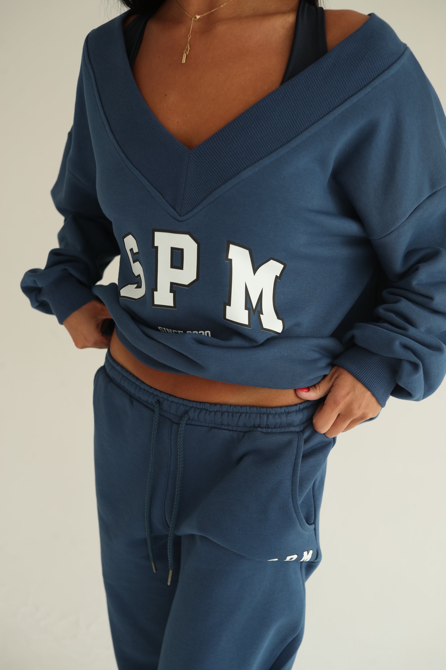 Midnight blue V neck sweatshirt