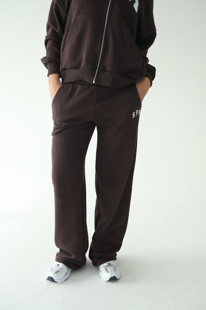 მუქი ყავისფერი ოვერსაიზ ჟაკეტი