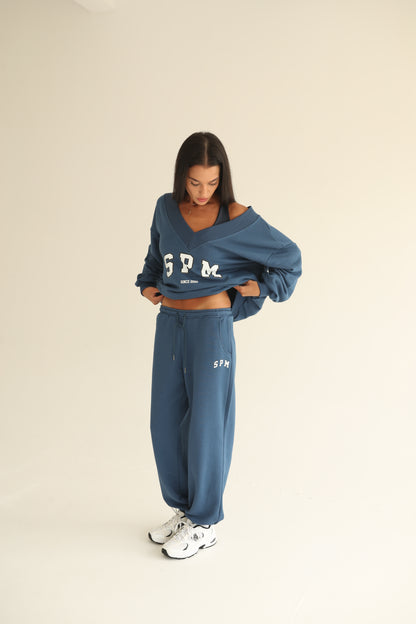 Midnight blue V neck sweatshirt
