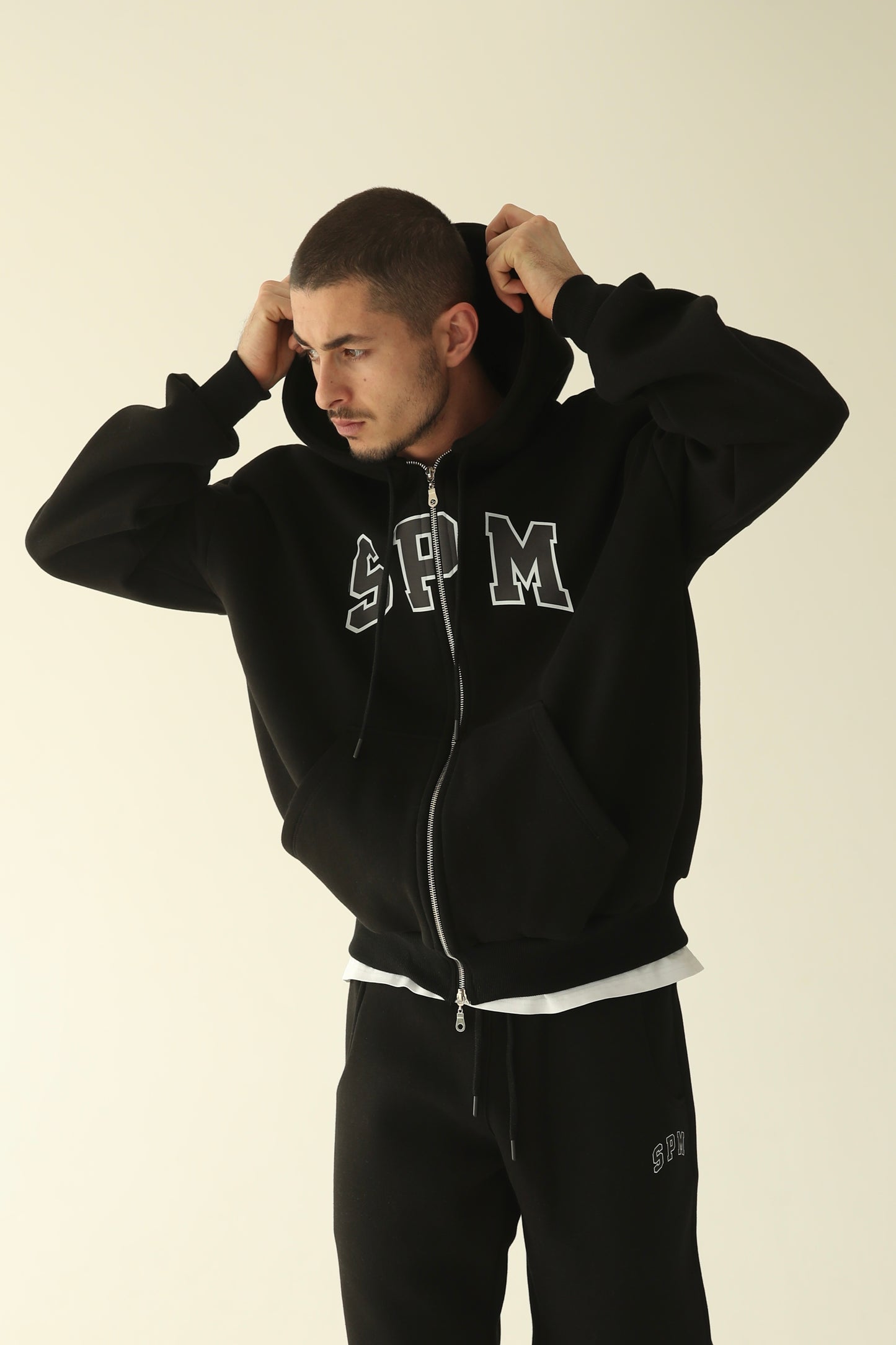 Men's Black warm oversize zip-up hoodie