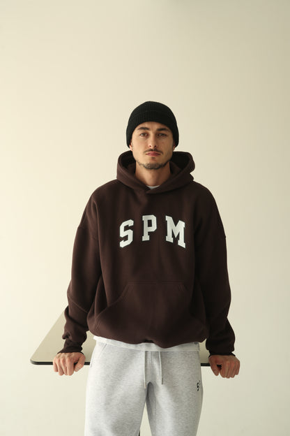 ყავისფერი დათბილული ჰუდი