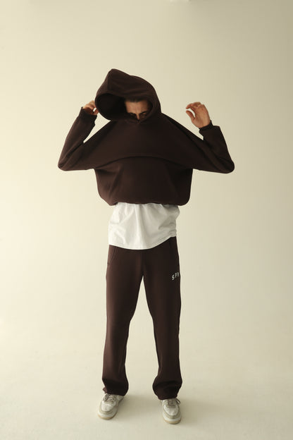 ყავისფერი დათბილული ჰუდი