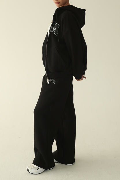 Black warm oversize zip-up hoodie