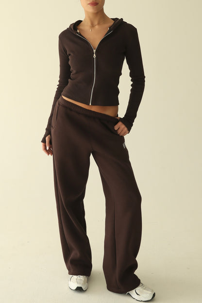 ყავისფერი ბამბის ჟაკეტი