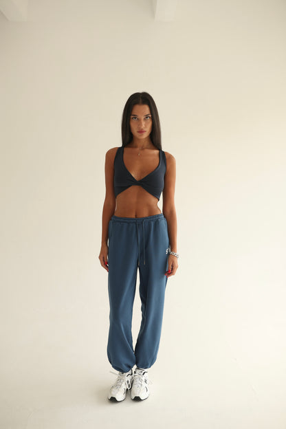 Midnight blue sweatpants with rubber bottom