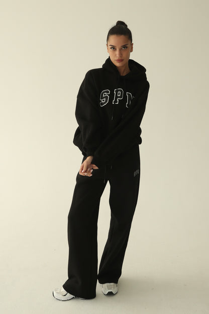 Black warm oversize hoodie