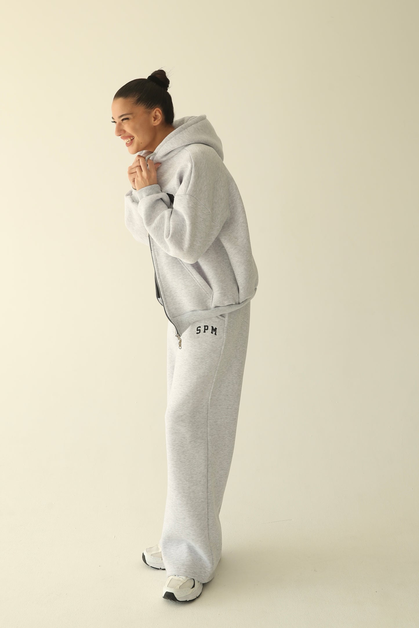 Melange gray warm oversize zip-up hoodie