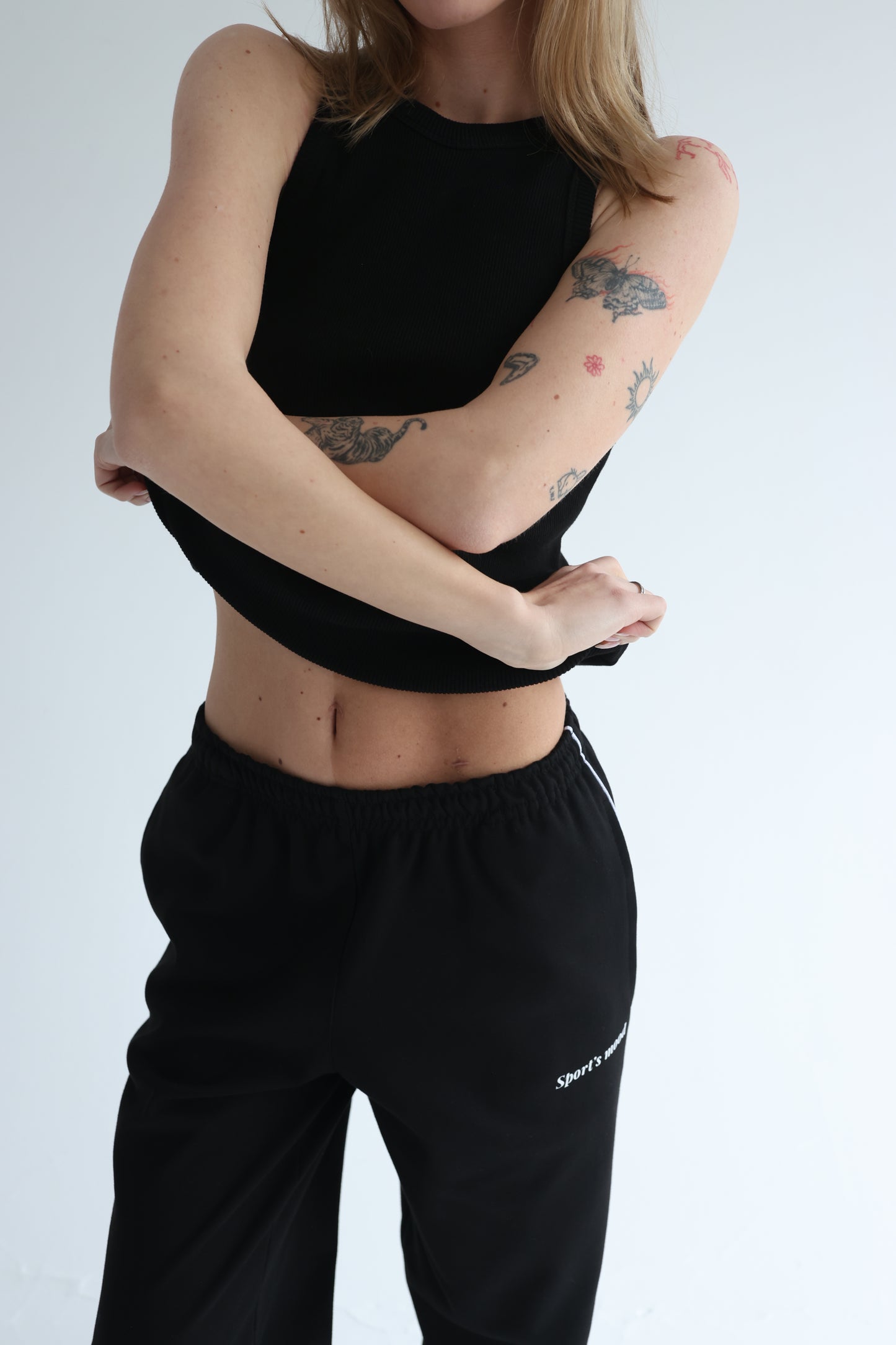 Black straight line sweatpants