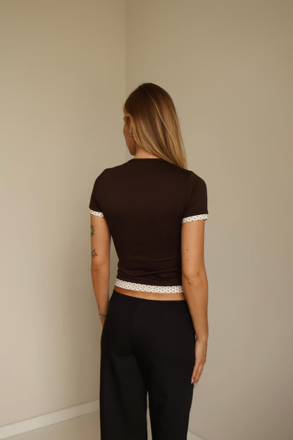 Contrast Polka-Dot Trim Top