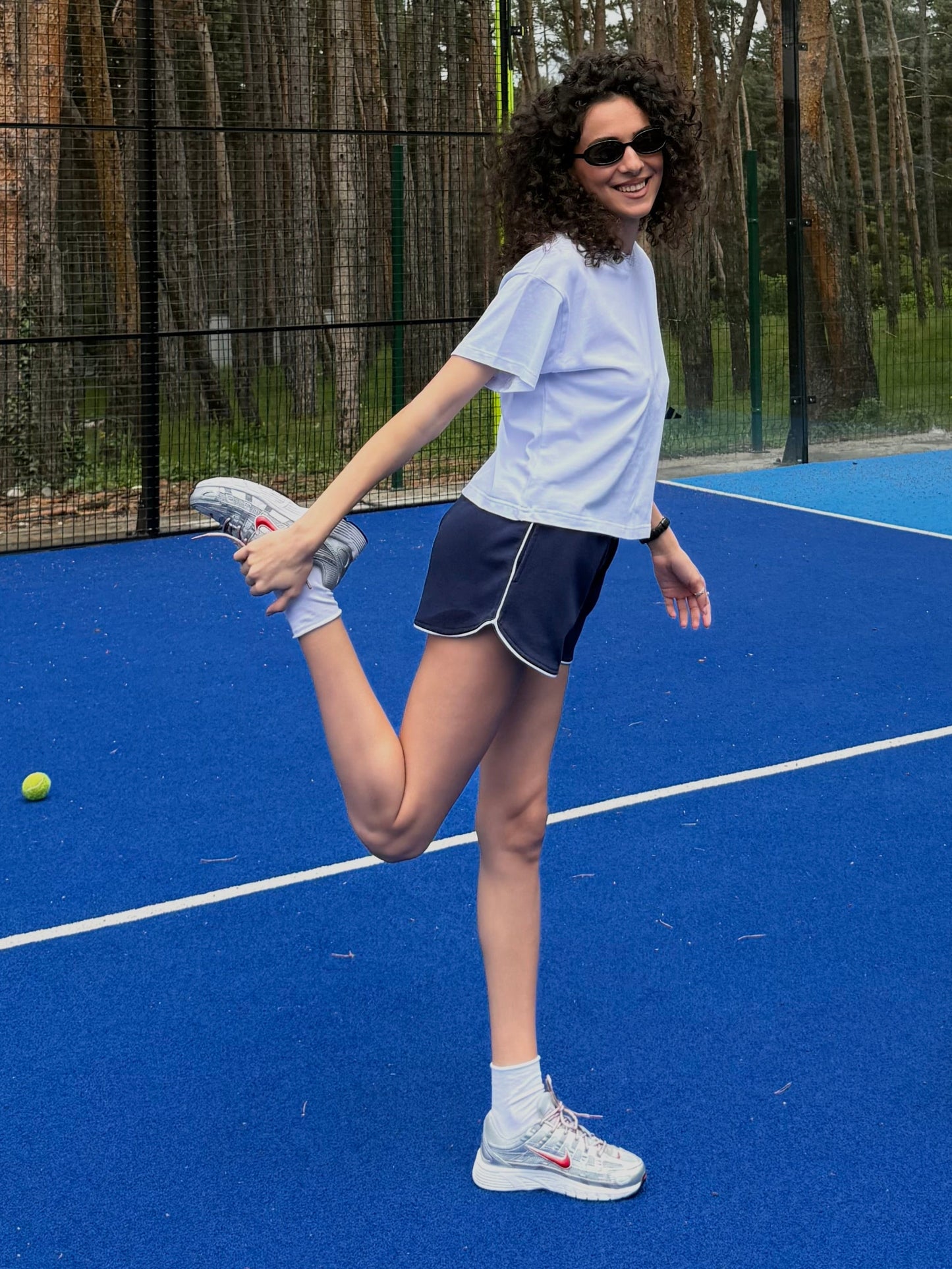 Navy blue sunny sprint shorts