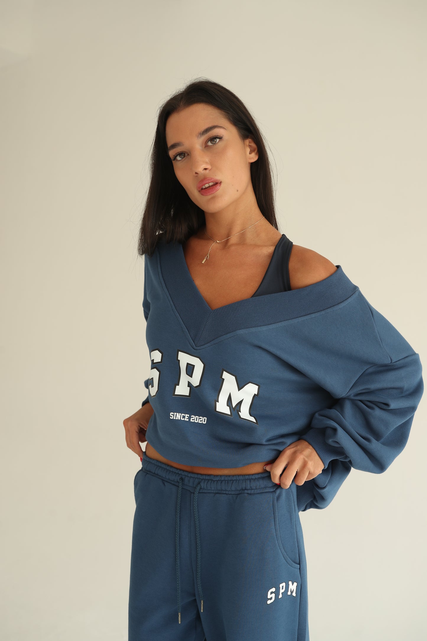 Midnight blue V neck sweatshirt