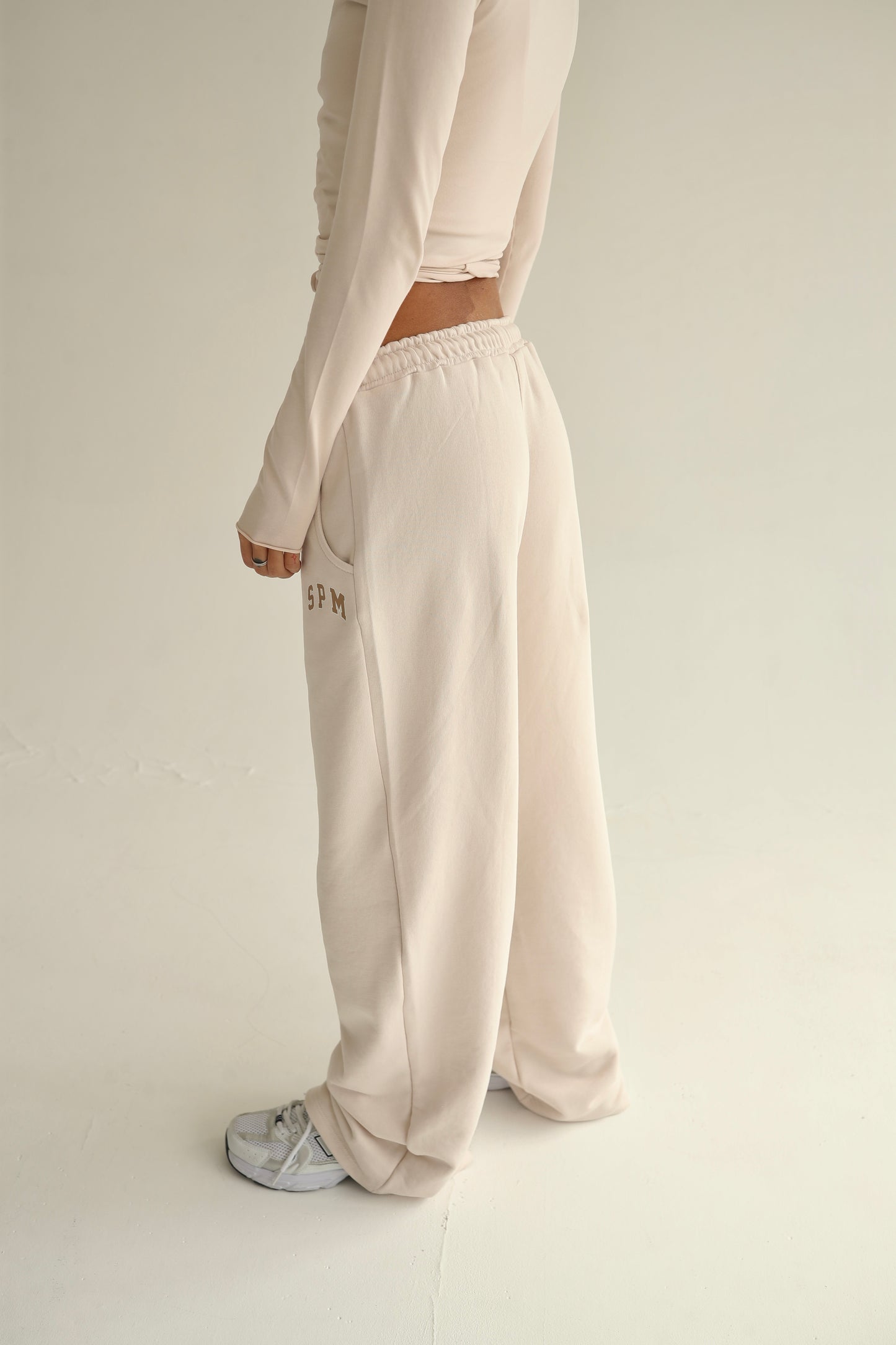 Vanilla cream straight sweatpants