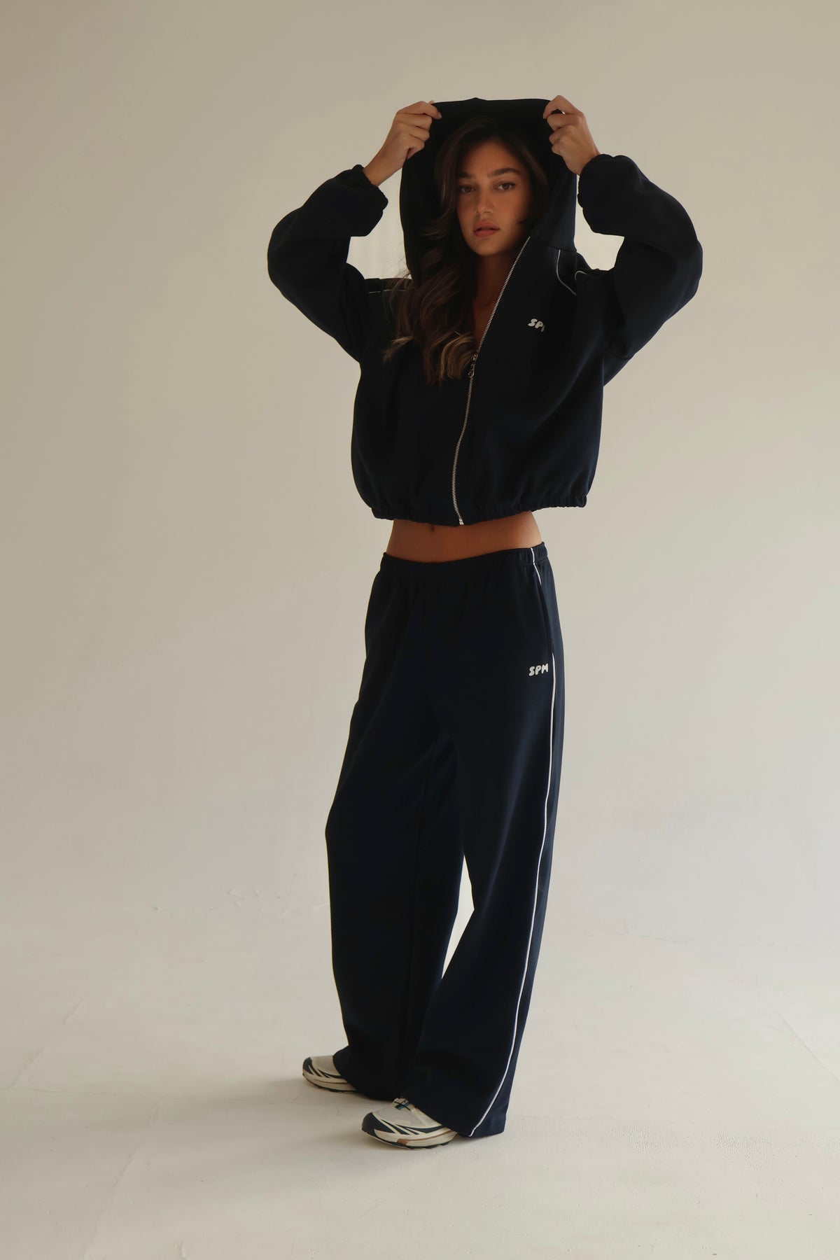 Dark blue straight line sweatpants