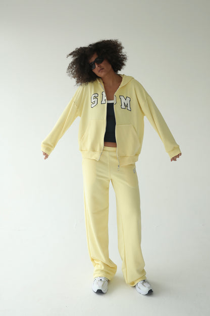 ლიმონისფერი სწორი სპორტული შარვალი