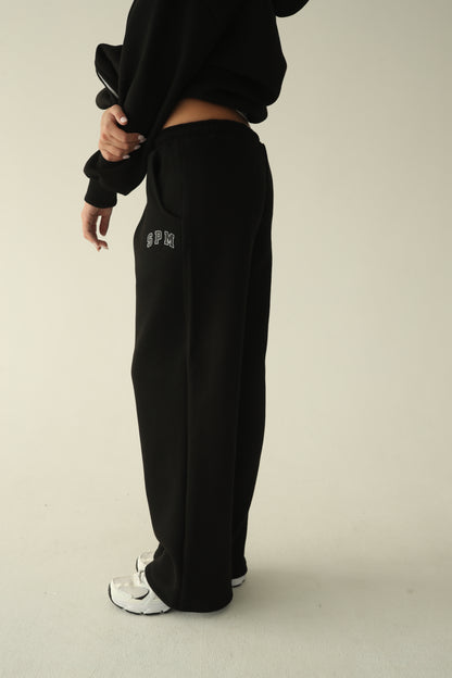 Black warm straight sweatpants