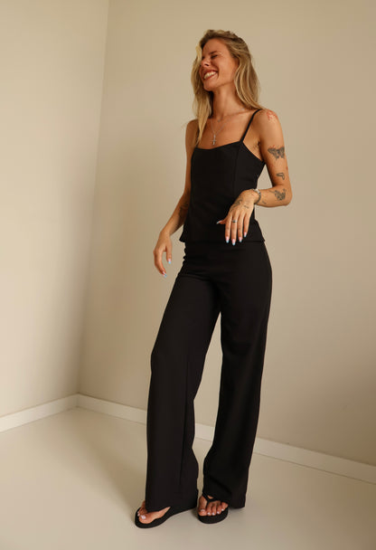 Black relaxed Mid-Rise Trousers