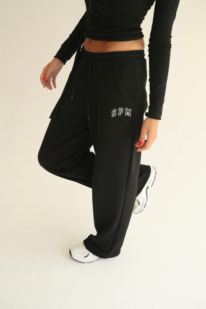 Black straight sweatpants