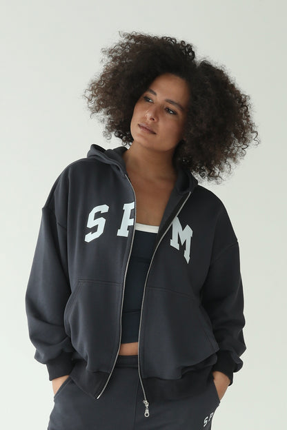 ნაცრისფერი ოვერსაიზ ჟაკეტი