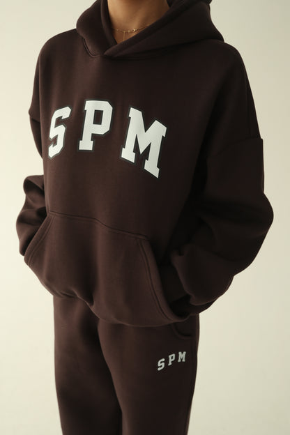 ყავისფერი დათბილული ჰუდი